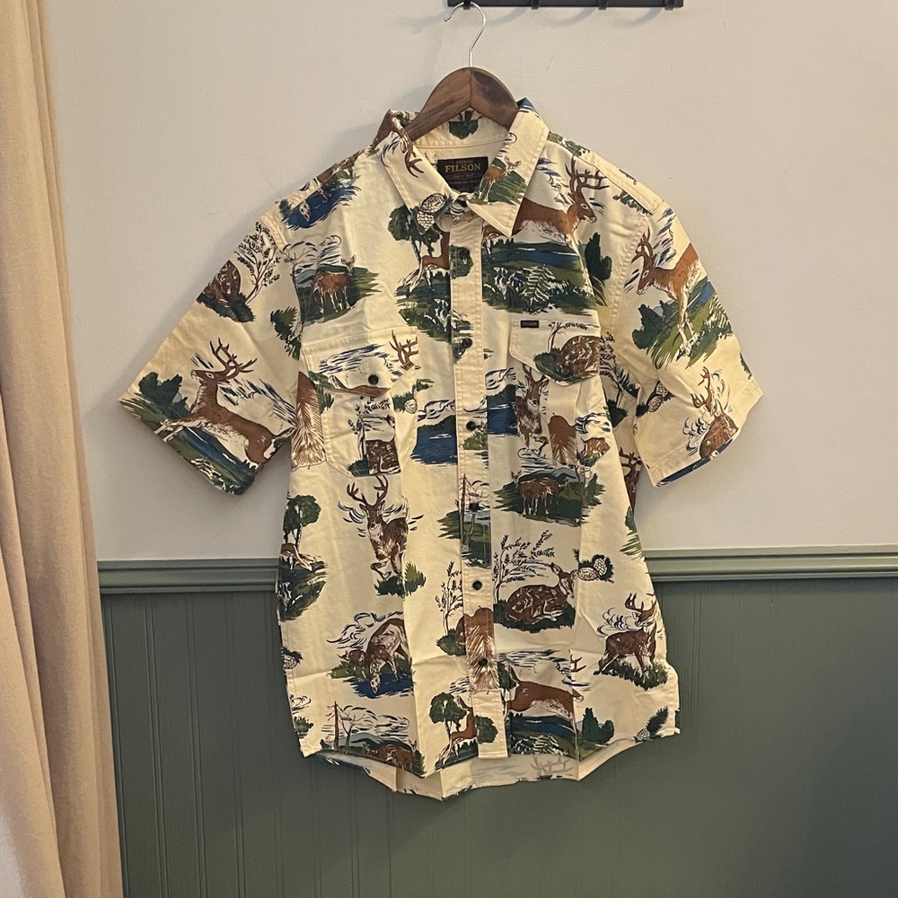 Filson | Short Sleeve Light Weight Alaskan Guide Shirt in Deer